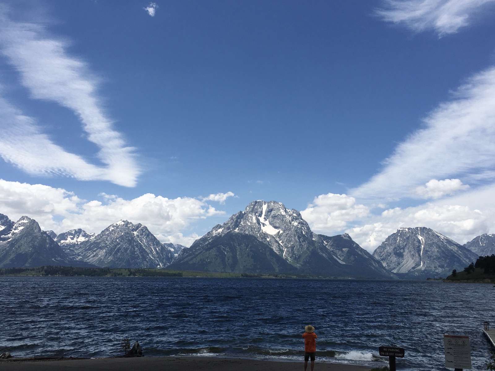 A mountain and lake horizon photographed during a trip in the United States